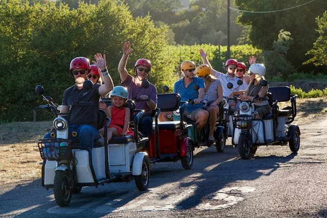 Guided Wine Country Tour with Pushpak
